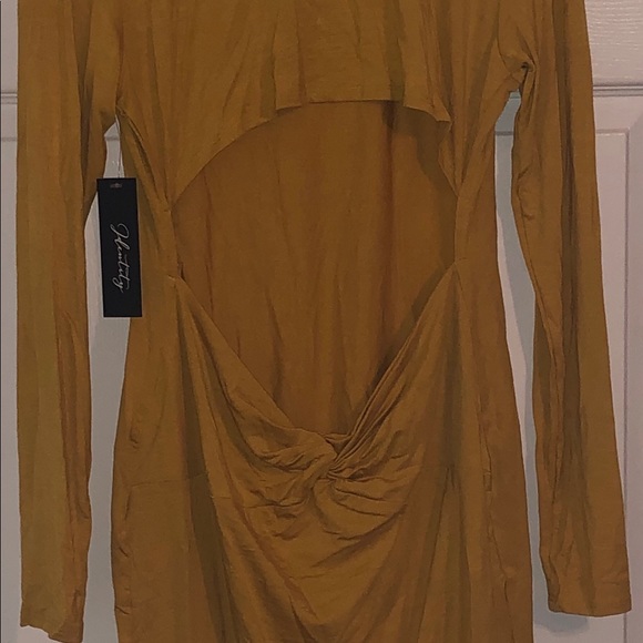 🚨🚨🚨🚨 - Picture 2 of 5